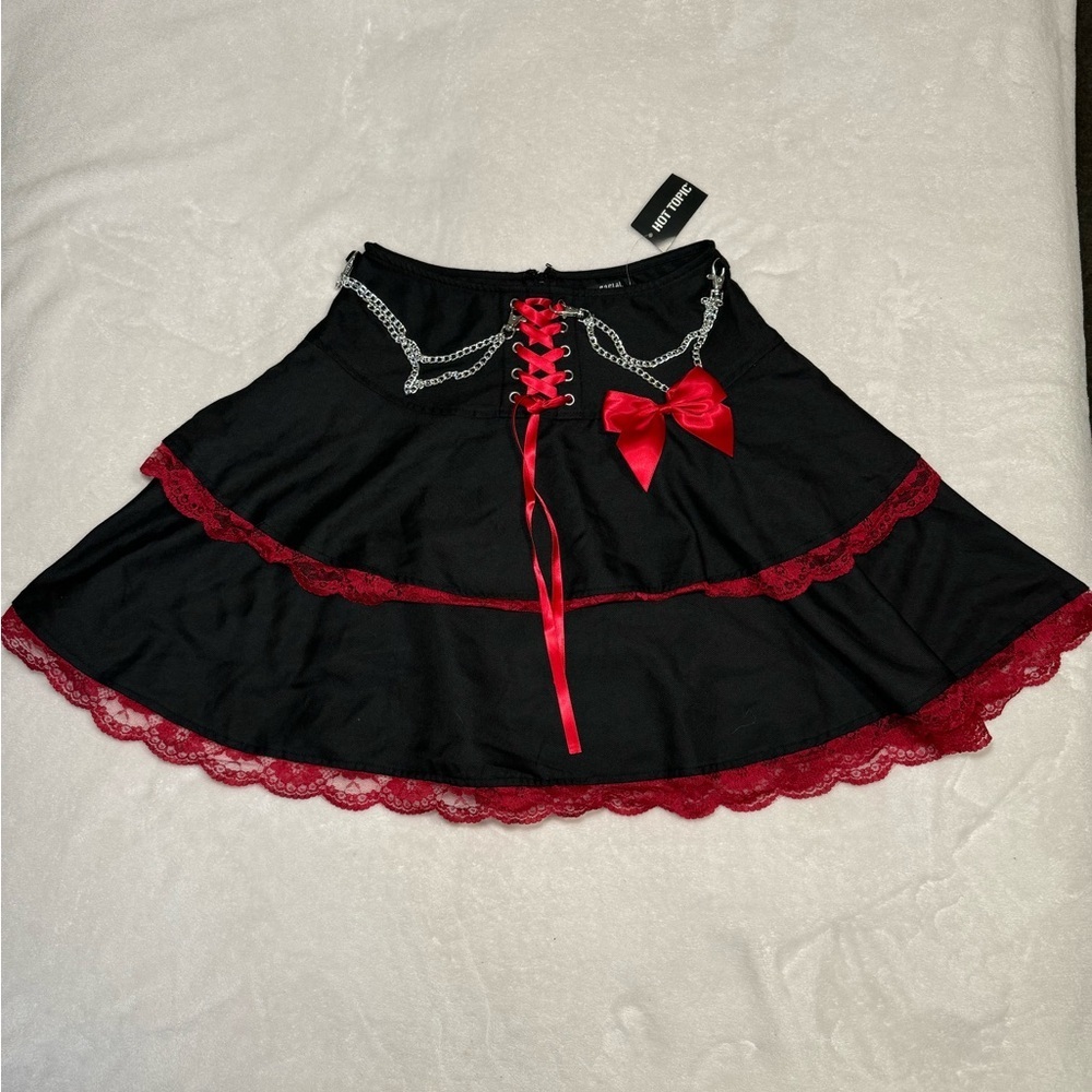 Hot Topic Gothic Lace Ribbon Chain Bow Mini Skirt​​
